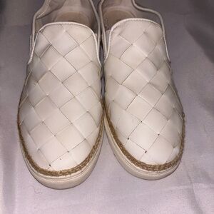 Elegant Cream Slip-On Women's Slippers